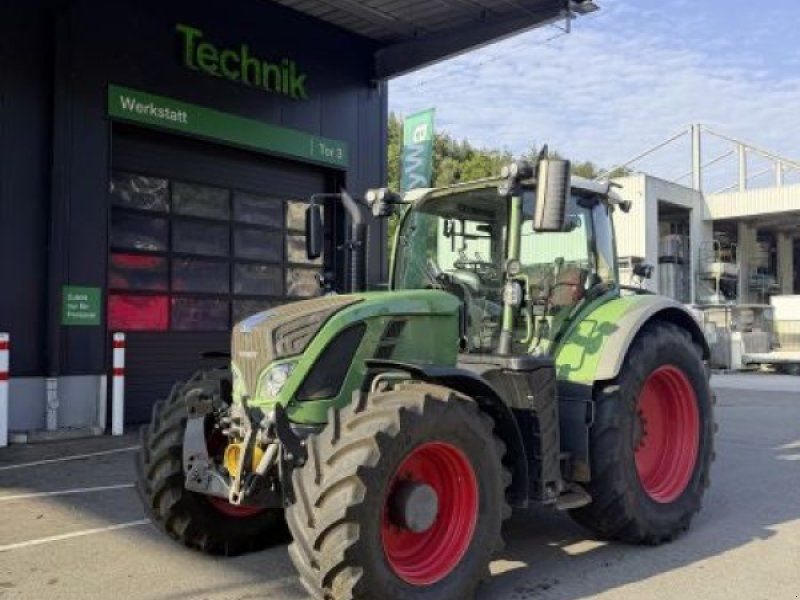 Fendt 724 VARIO SCR PROFI PLUS