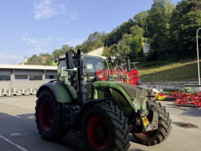 Fendt 724 VARIO SCR PROFI PLUS