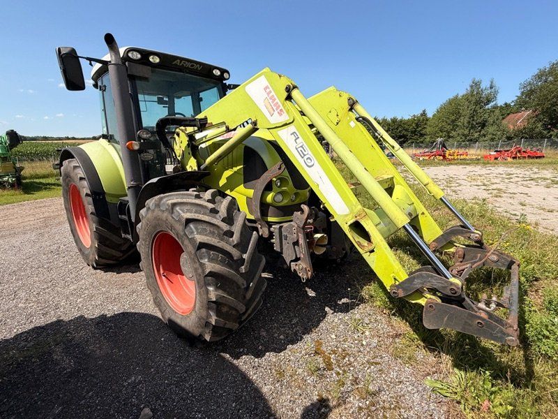 Claas Arion 640