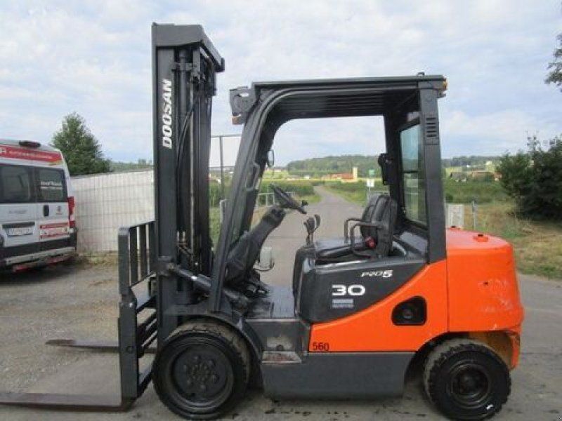 Doosan D30S-5ZINKENVERSTELLER + Seitenschieber