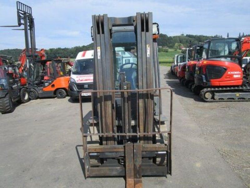 Doosan D25S-5Tripl-Freihub 4,75m + Seitenschieber