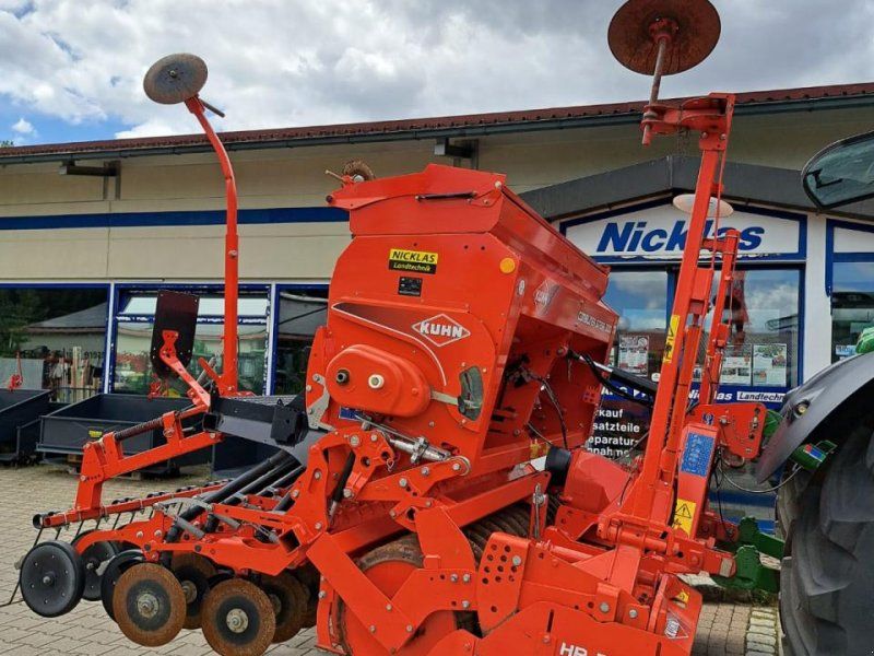 Kuhn Sitera 3000-24SD + HR304D