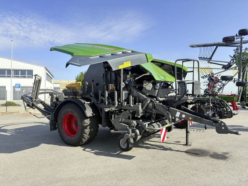 Fendt ROTANA 130 F COMBI  ISOBUS