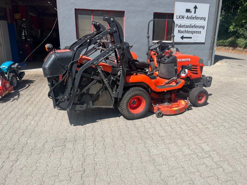 Kubota G 26 mit Hochentleerung