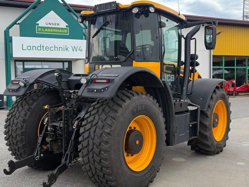 JCB Fastrac 4220