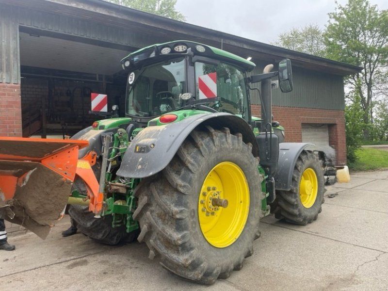 John Deere 6R 165