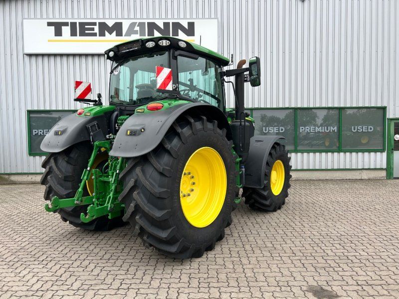 John Deere 6R 195