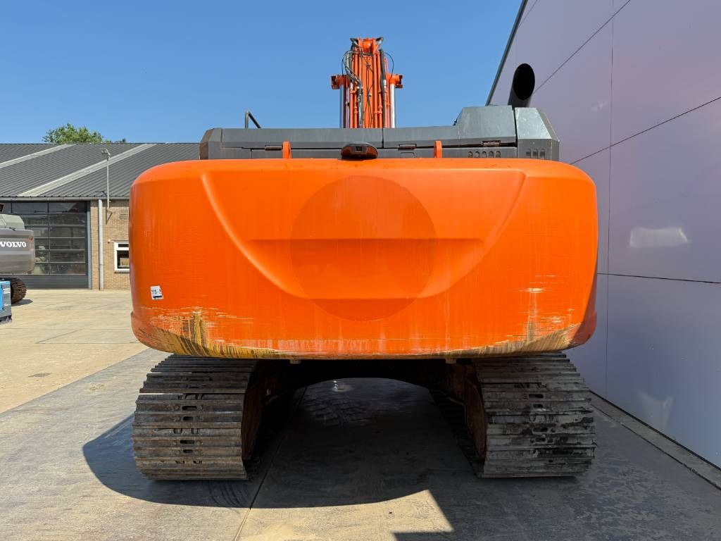 Hitachi ZX350LC-6 - Hammer Lines / Automatic Greasing