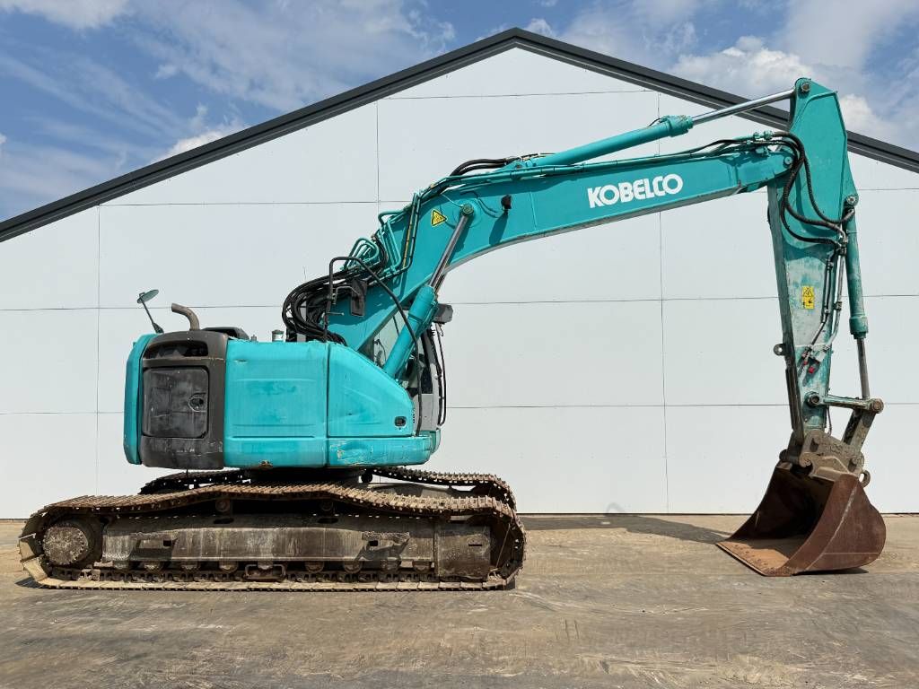 Kobelco SK235SR - Hammer Lines / Automatic Greasing