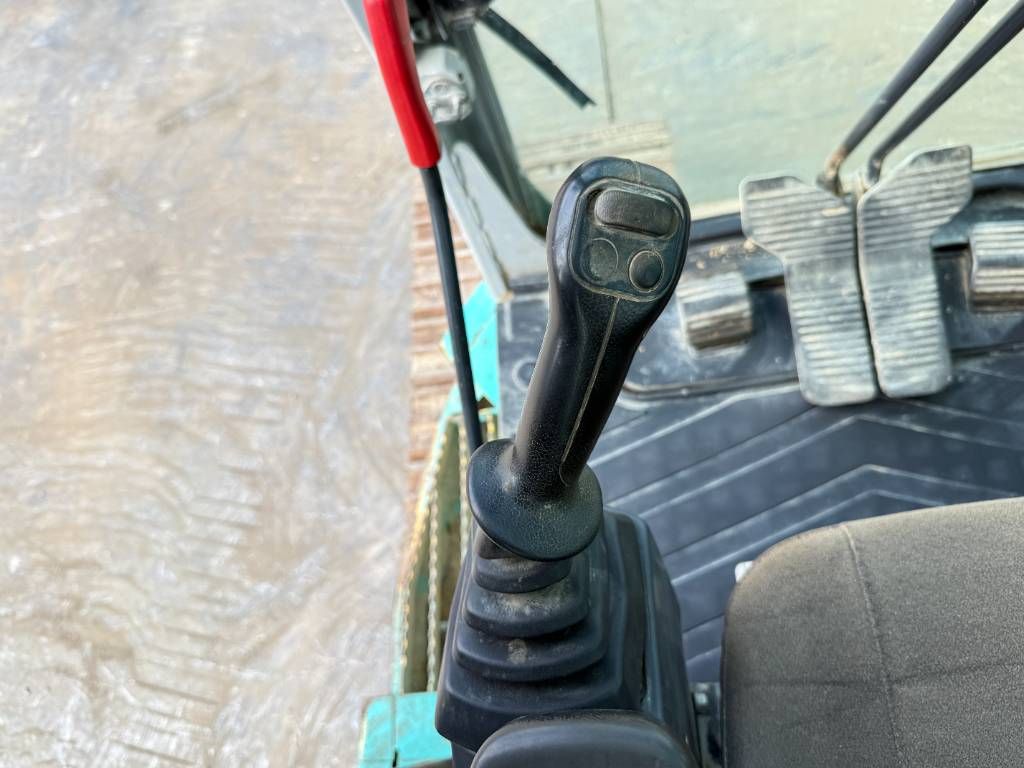 Kobelco SK235SR - Hammer Lines / Automatic Greasing