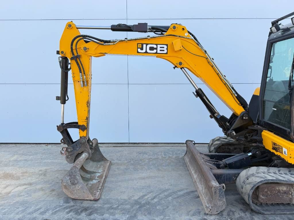 JCB 48Z-1 - Blade / Hammer Lines