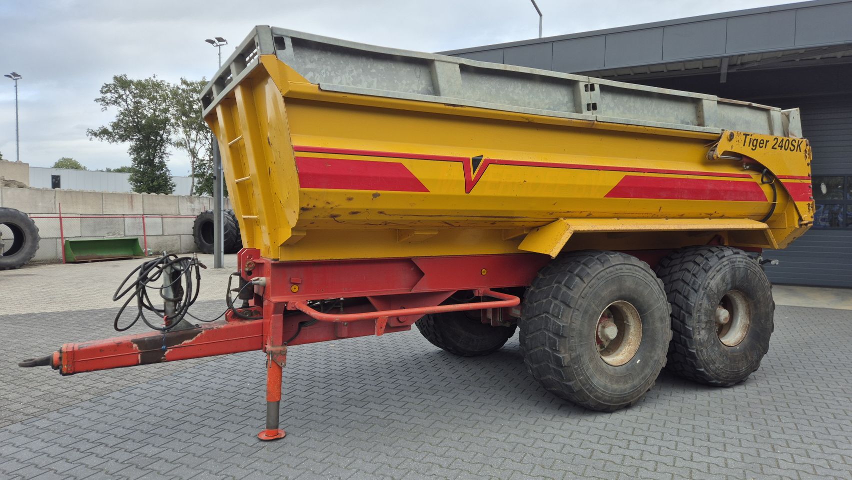JAKO Tiger 240SK Gronddumper Zandkipper