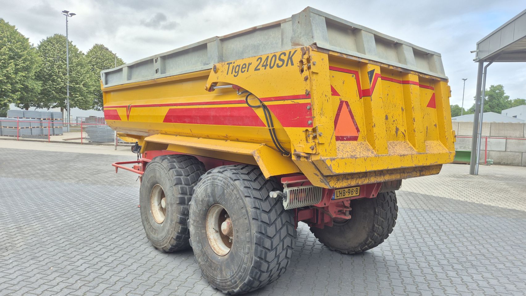 JAKO Tiger 240SK Gronddumper Zandkipper