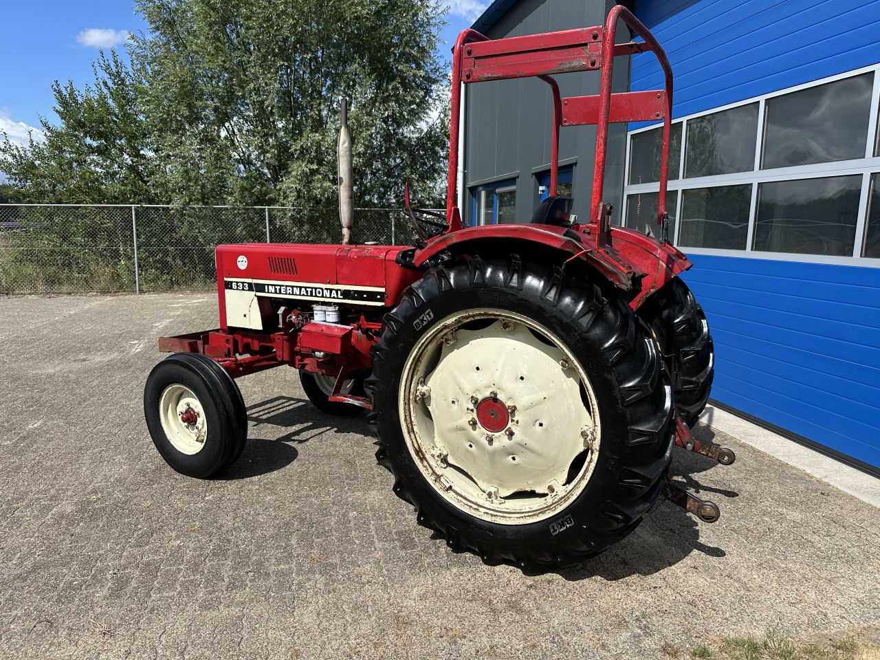 International 633
