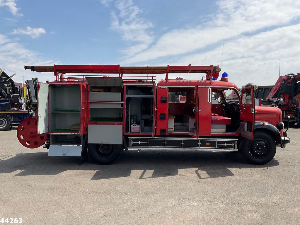 Mercedes-Benz LF 311 Oldtimer Feuerwehrfahrzeug Just 35.940 km!