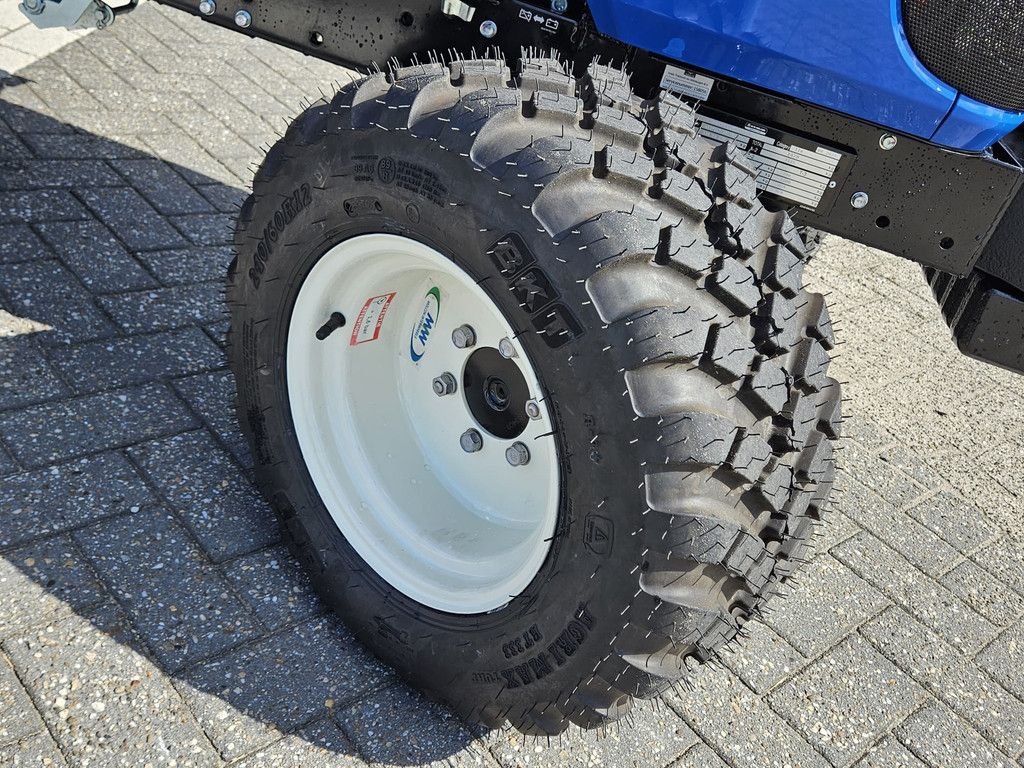New Holland BOOMER 25 Boomer 25