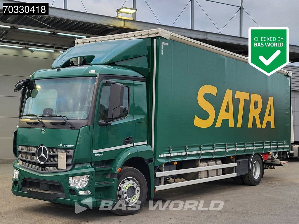 Mercedes Actros 1833 4X2 18tonner 1500kg underfold tailgate Automatic Euro 6