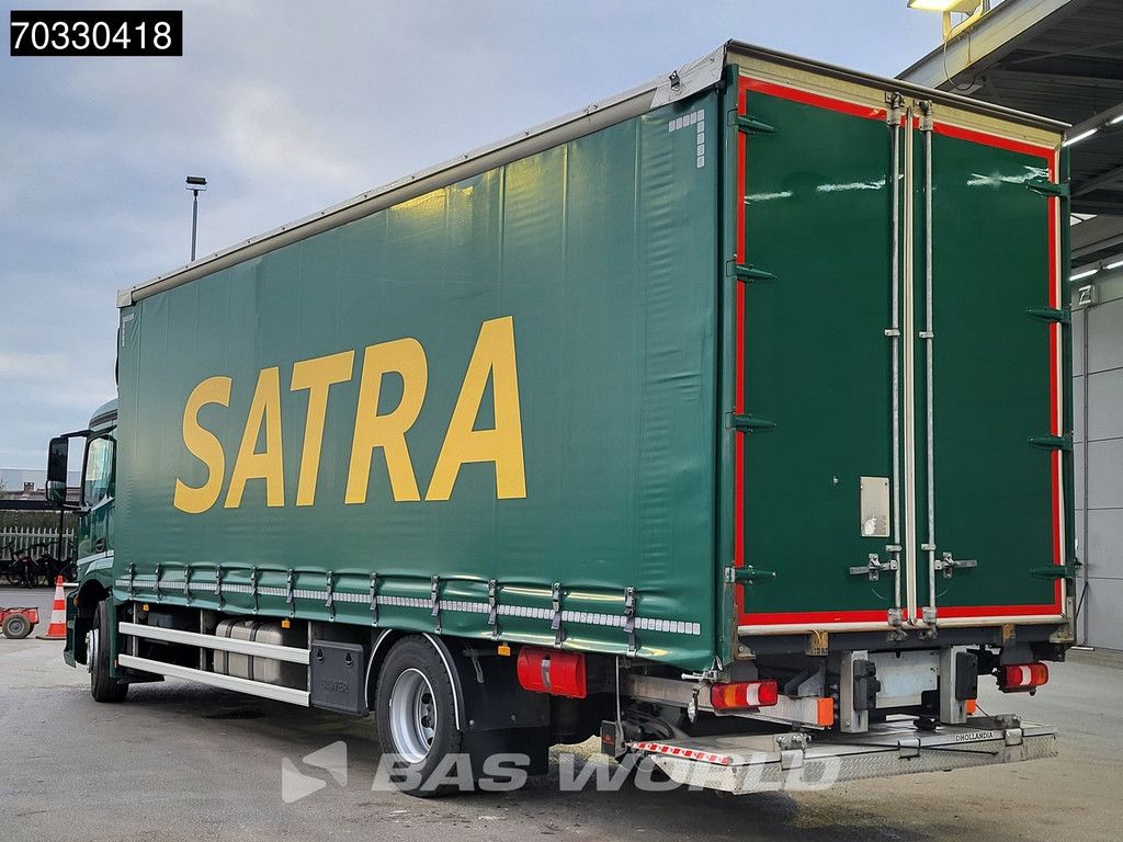 Mercedes Actros 1833 4X2 18tonner 1500kg underfold tailgate Automatic Euro 6