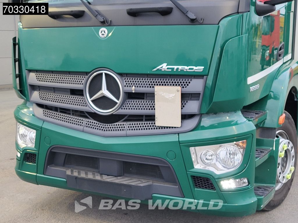 Mercedes Actros 1833 4X2 18tonner 1500kg underfold tailgate Automatic Euro 6