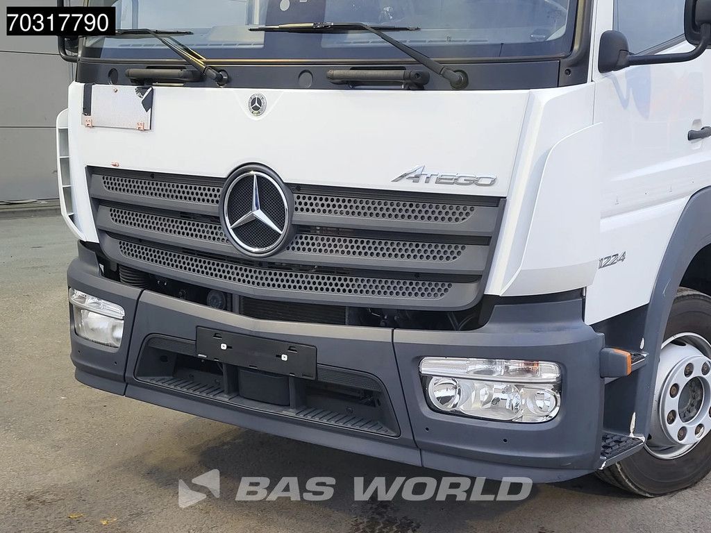 Mercedes Atego 1224 4X2 12tonner Box heating 1500kg Ladebordwand Automatic Euro 6