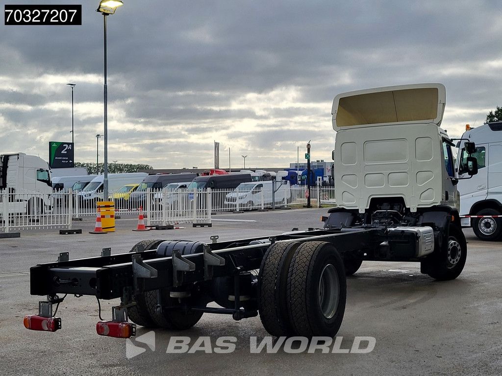 DAF LF 290 4X2 19tons chassis 625cm wheelbase day cab Automatic Euro 6