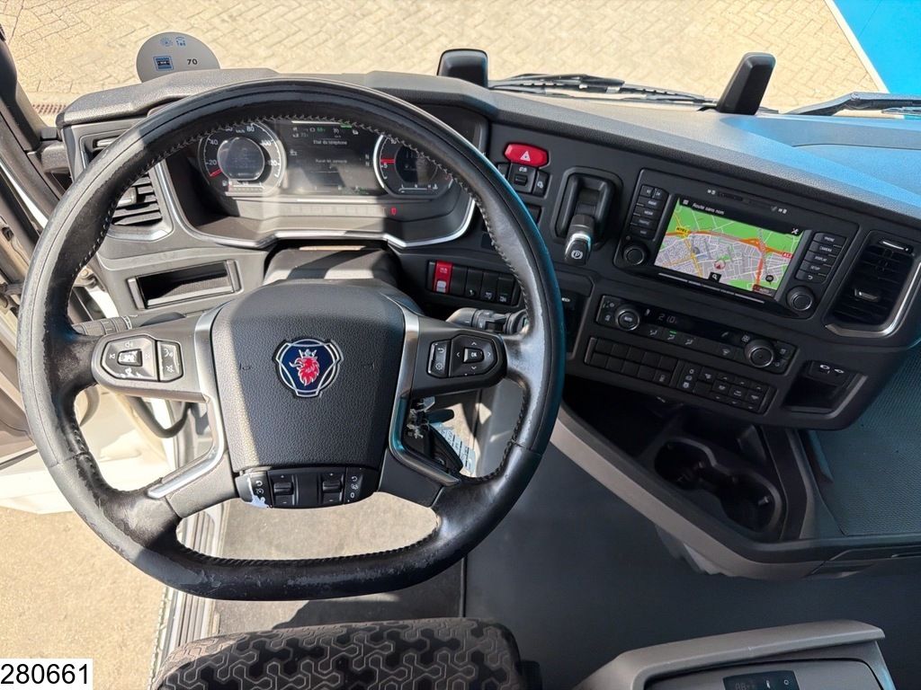 Scania S 500 Euro 6d, retarder, parking air conditioning
