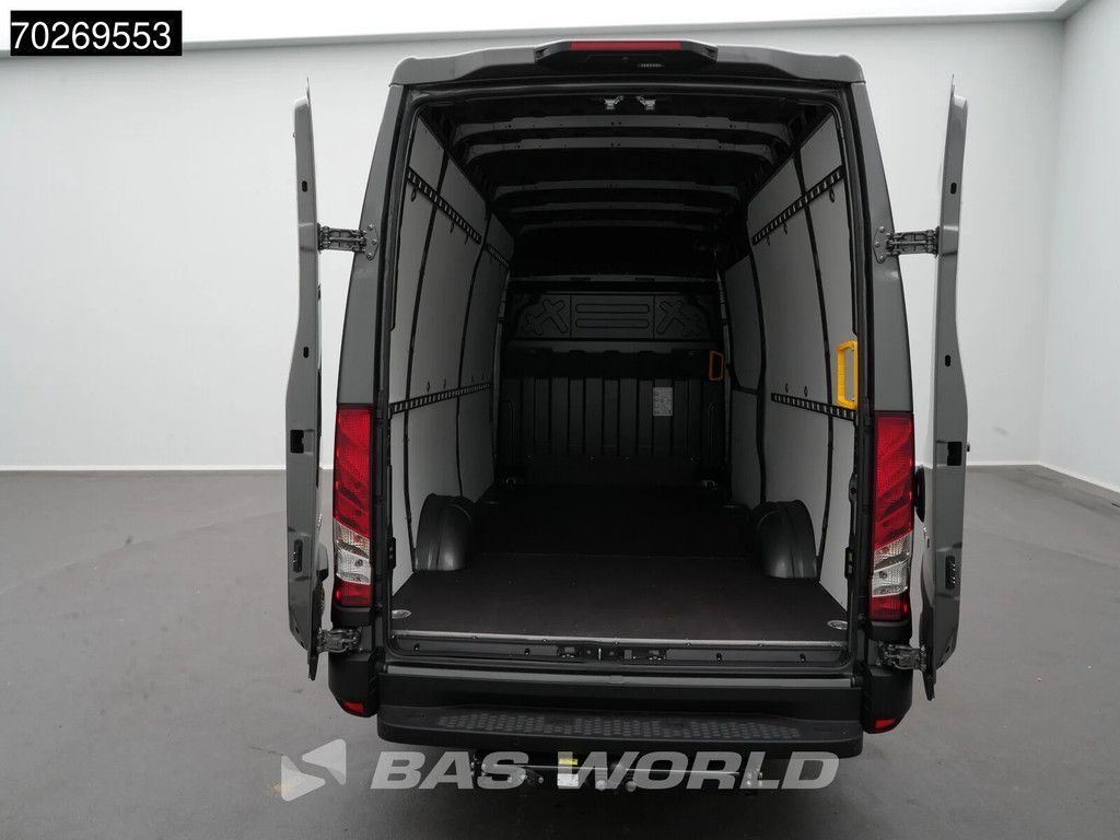 Iveco Daily 35S21 BPM VRIJ! 3.0L Automaat 210PK 3,5t Trekhaak ACC LED Airco Camera Parkeersensoren Tacho Euro6 L2 12m3 A/C Towbar