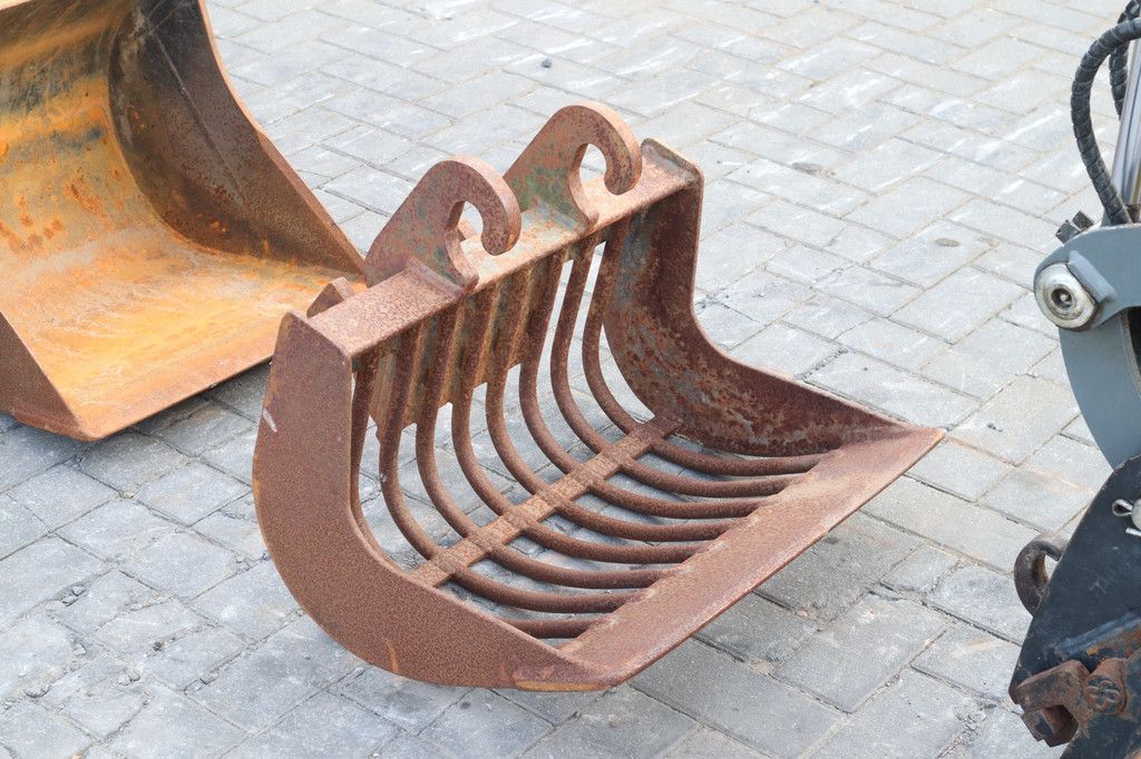 WACKER NEUSON ET16 | 4 BUCKETS | ONLY 322 HR | DUTCH MACHINE