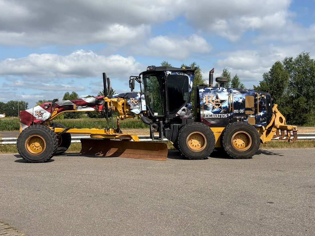 Caterpillar 140M2