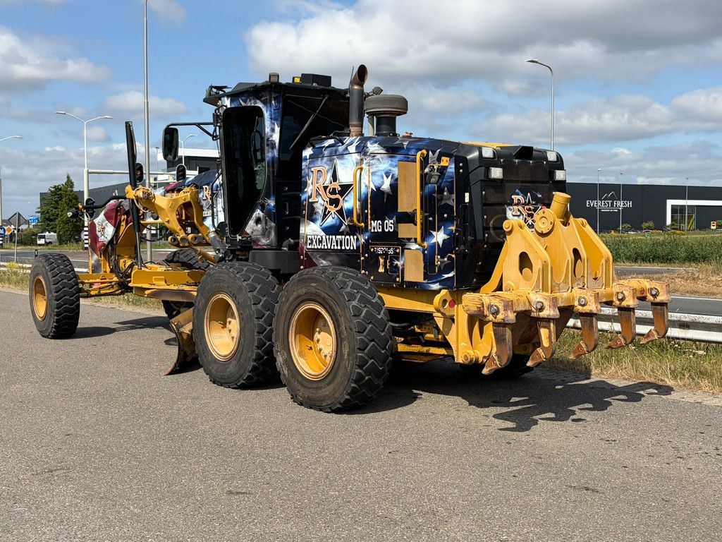 Caterpillar 140M2