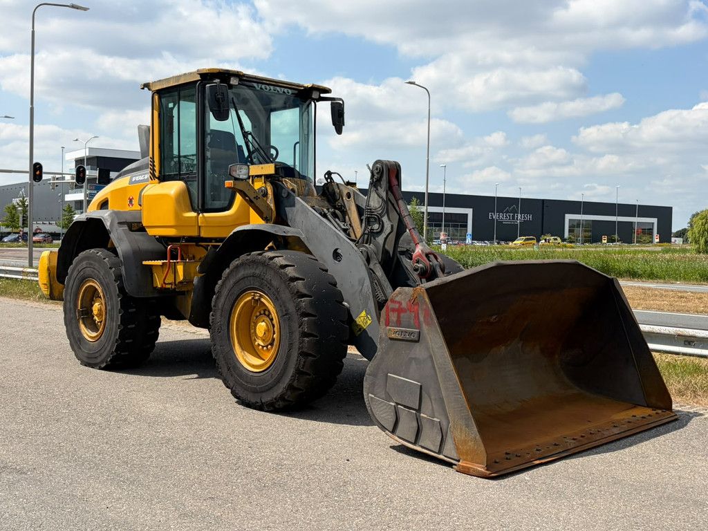 Volvo L90H