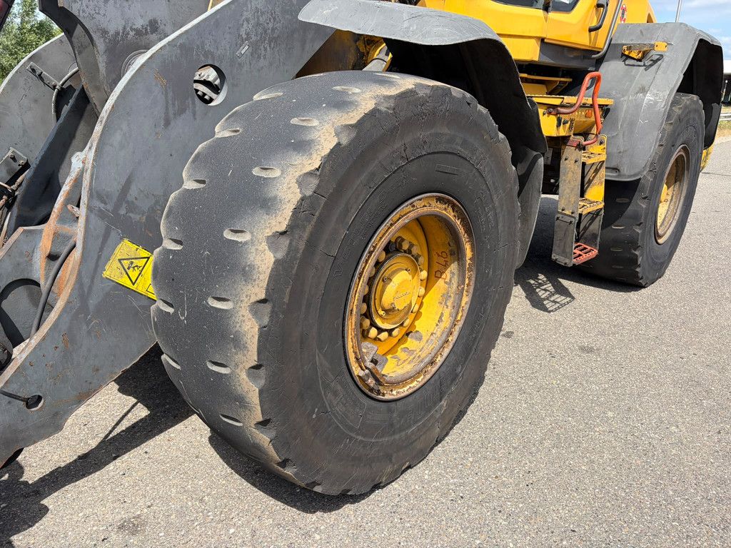 Volvo L90H