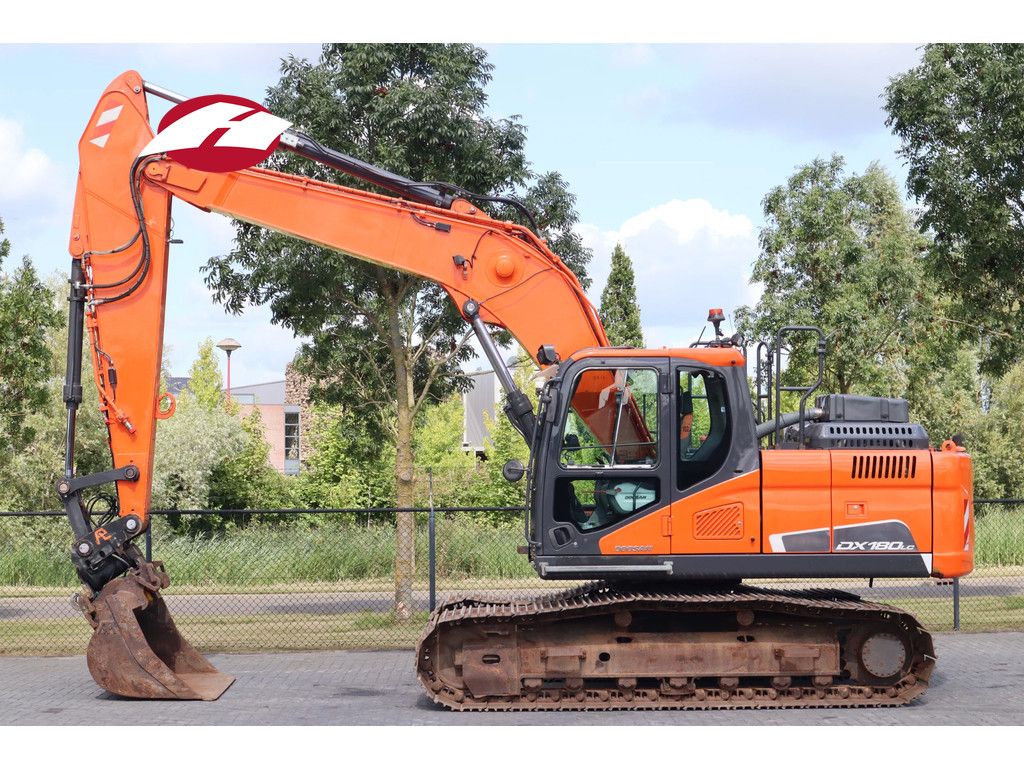 Doosan DX180LC-5 | TILT Q/C | BUCKET | PRESSURE CAB | DUTCH