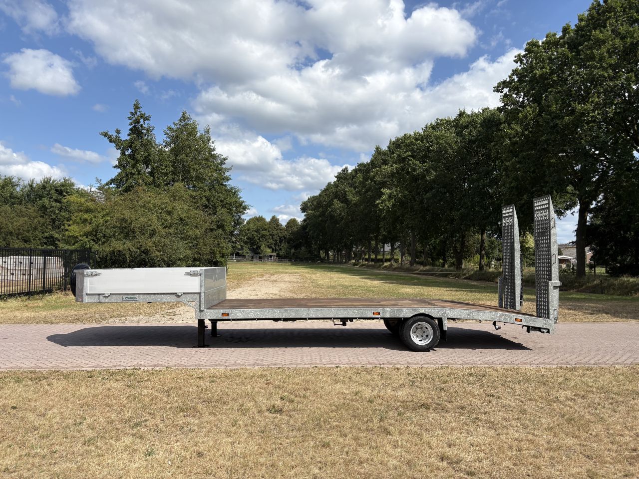 Be oplegger VELDHUIZEN semi dieplader 5 TON