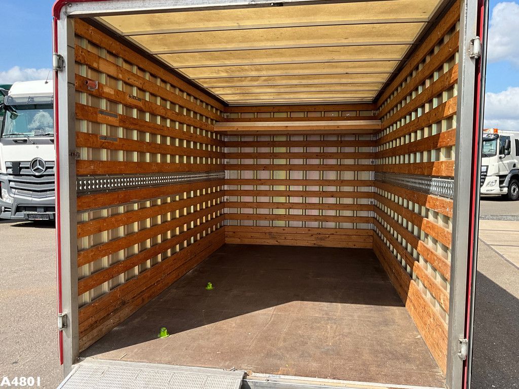 Gesloten 18m³ container met oprijrampen ex-brandweer!