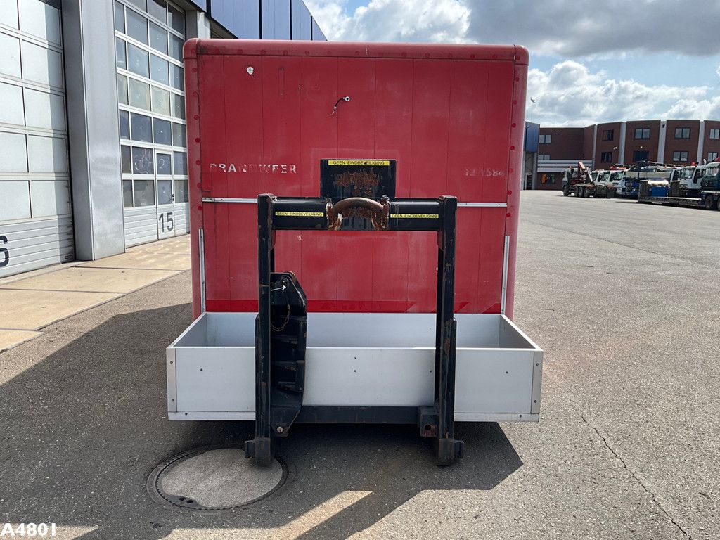 Gesloten 18m³ container met oprijrampen ex-brandweer!