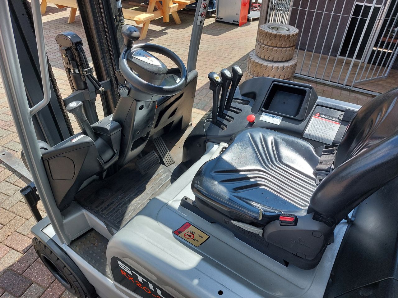 Still Rx20-20 triplex sideshift 2014 accu 2023