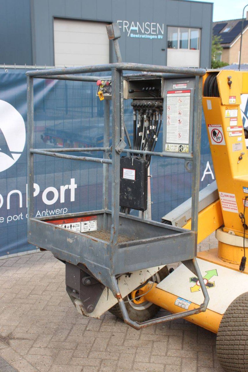 Knikarmhoogwerker Nifty HR12NE 12m Elektrisch 2012