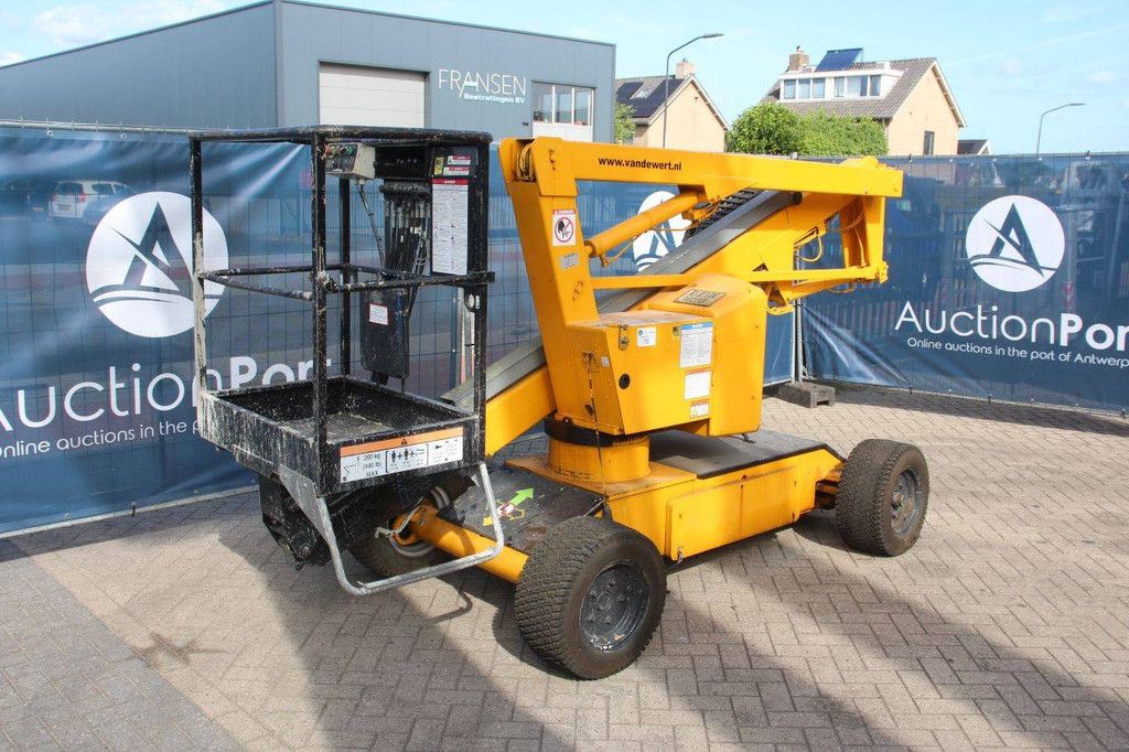 Nifty HR12NE Electric Articulated Boom Lift 12m 2012