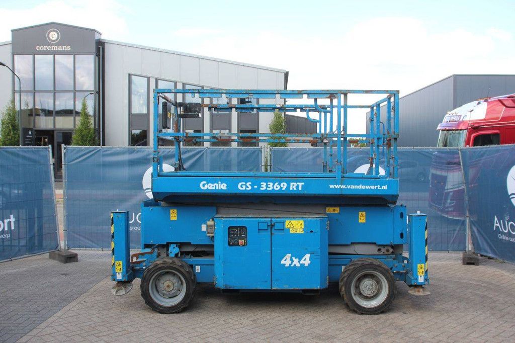 Scissor Lift Genie GS3369RT 4x4 Diesel 12m 2014