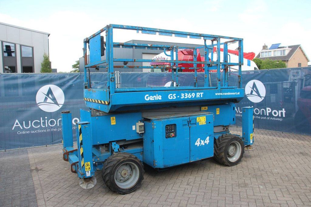 Scissor Lift Genie GS3369RT 4x4 Diesel 12m 2014