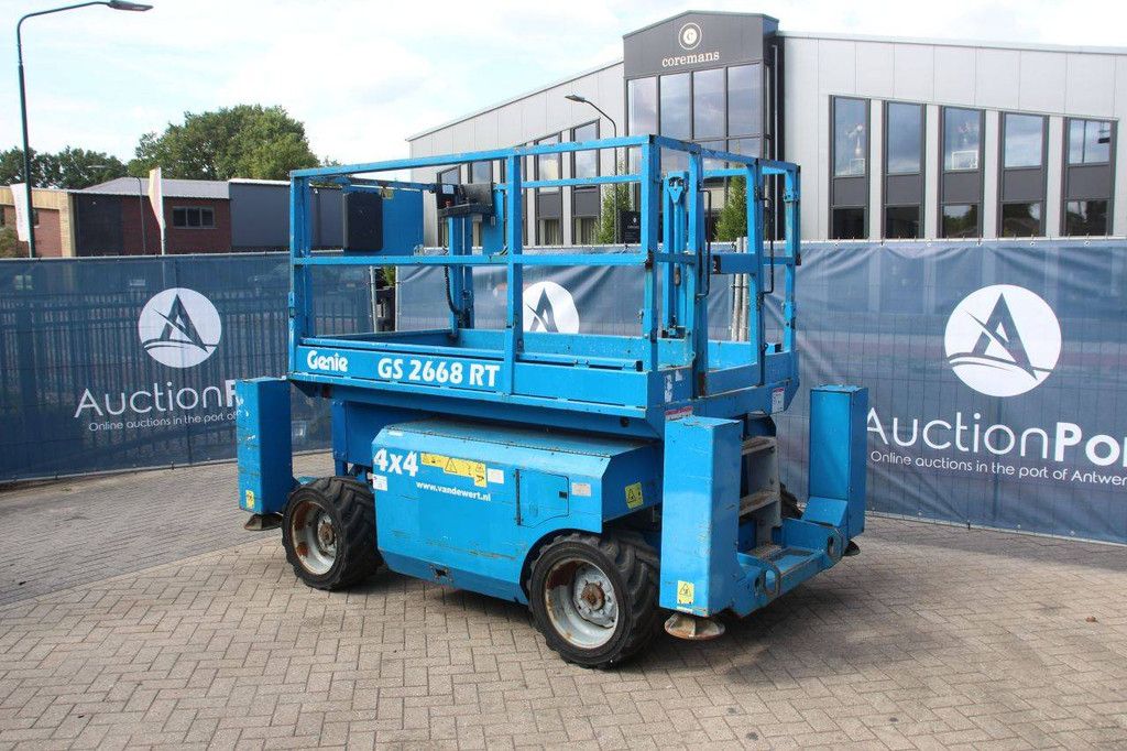 Schaarhoogwerker Genie GS2668RT Diesel 10m 2008