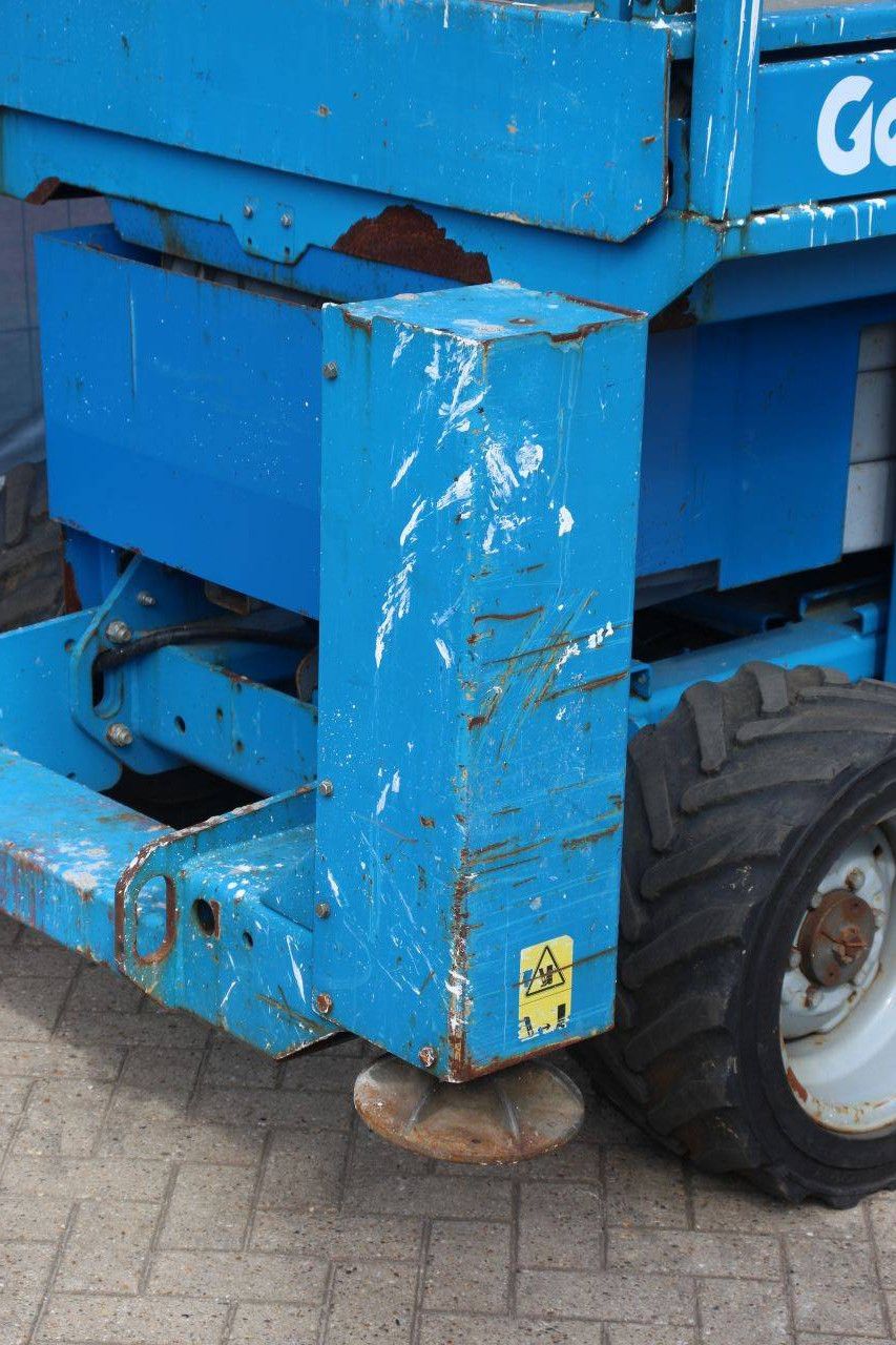 Schaarhoogwerker Genie GS2668RT Diesel 10m 2008