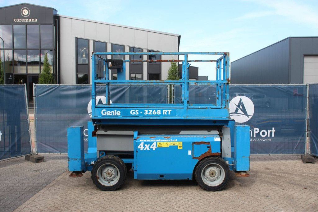 Scherenbühne Genie GS3268RT Diesel 12m 2007