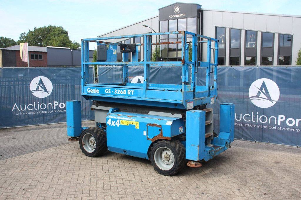 Scherenbühne Genie GS3268RT Diesel 12m 2007