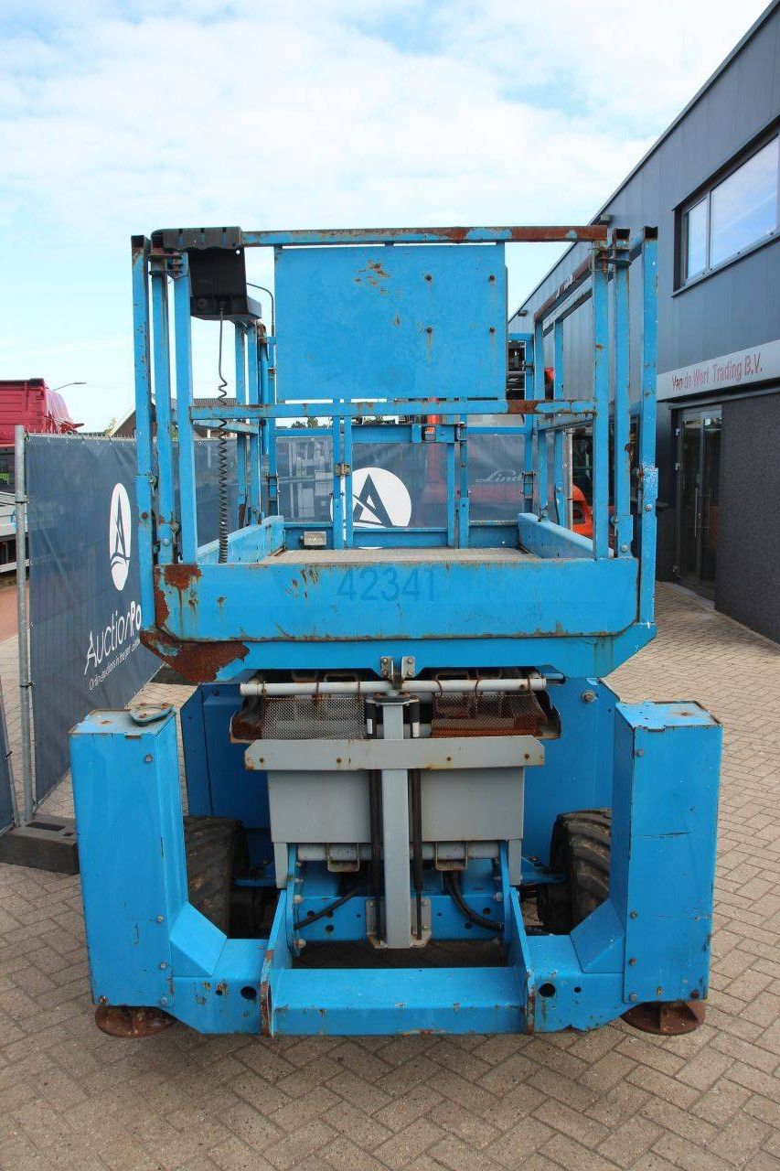 Scherenbühne Genie GS3268RT Diesel 12m 2007