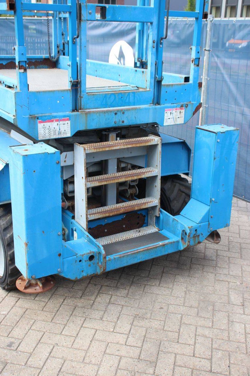 Scherenbühne Genie GS3268RT Diesel 12m 2007