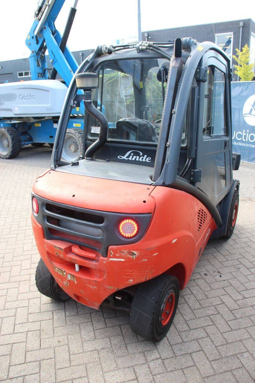 Linde H30D-01 Dieselstapler 2011