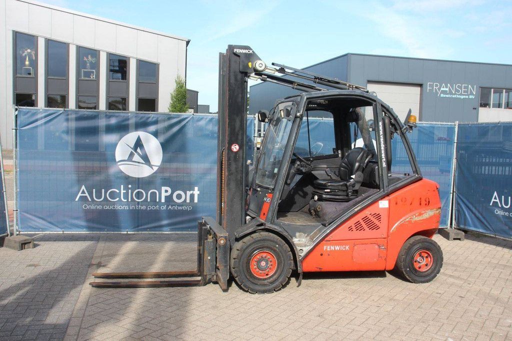 Linde H30D-01 Diesel-Gabelstapler 3000 kg 2012