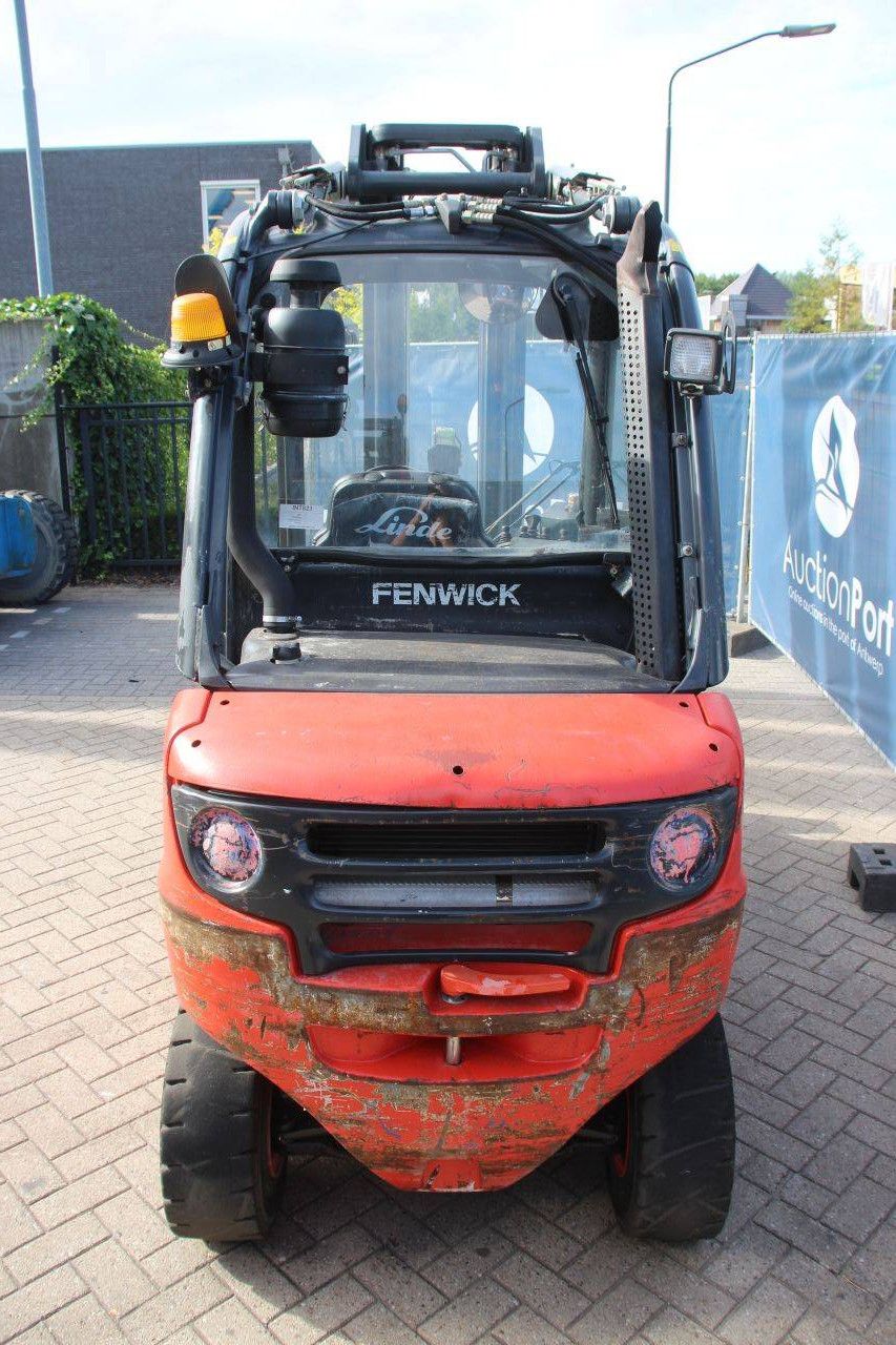 Linde H30D-01 Diesel-Gabelstapler 3000 kg 2012